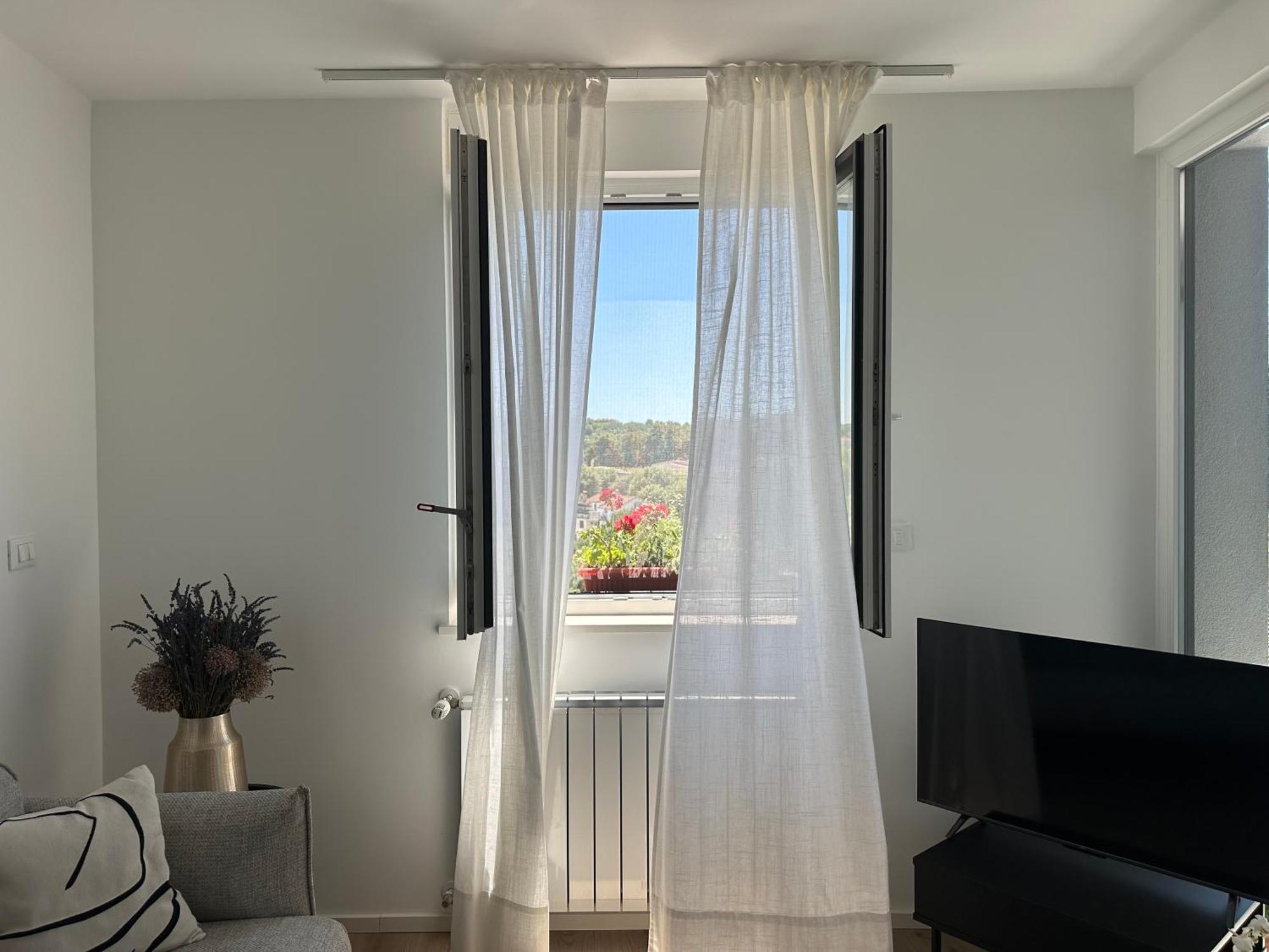 Fiorea Apartment *